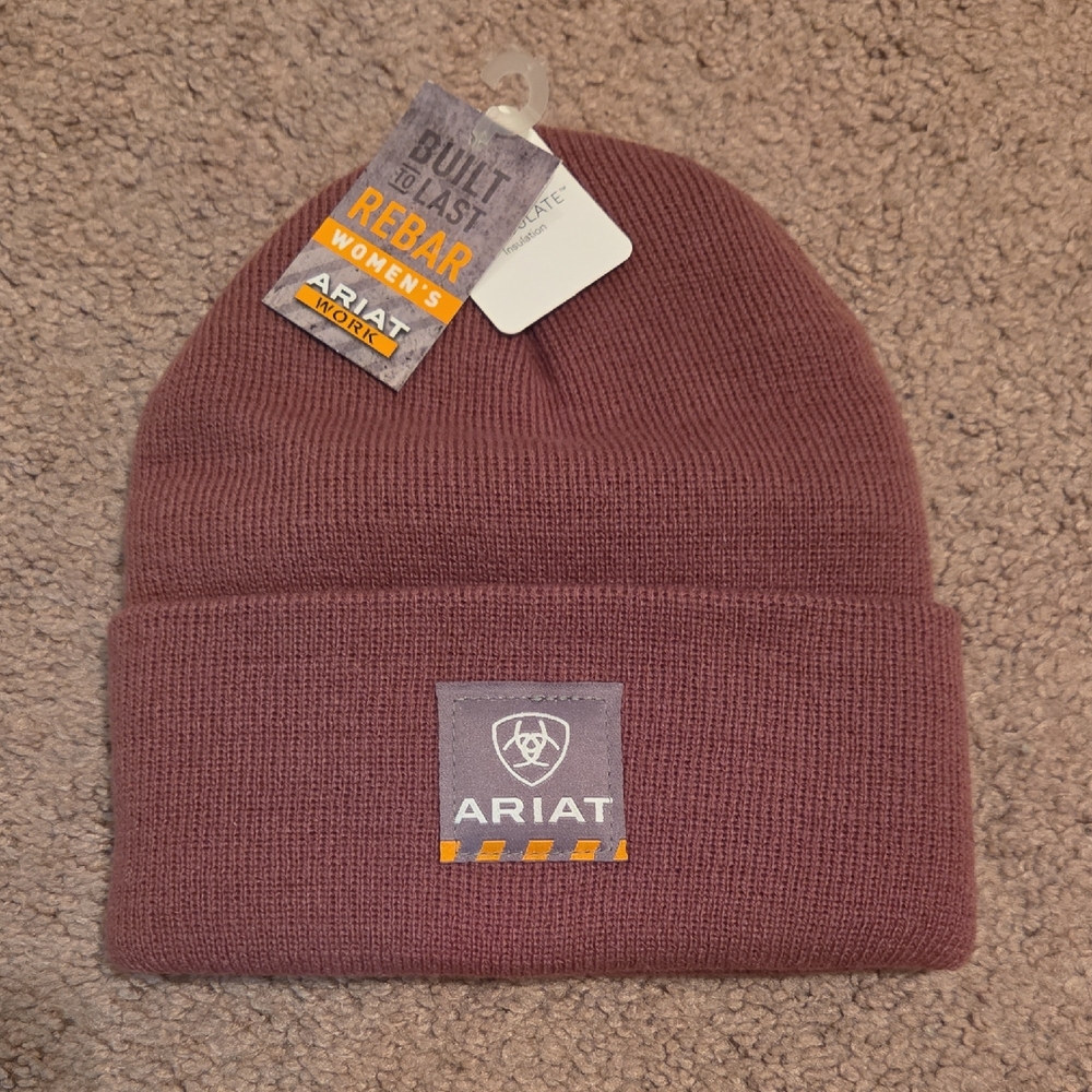 *NWT* Ariat Knit Hat